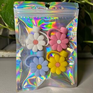 💜4for$20💜 Buy Now Flower Straw Cover 4 Piece Set